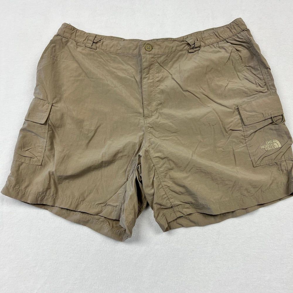 The North Face lightweight tan shorts size XL long